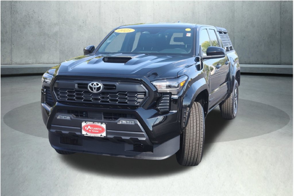 Used 2025 Toyota Tacoma TRD Sport AWD/4WD image 28