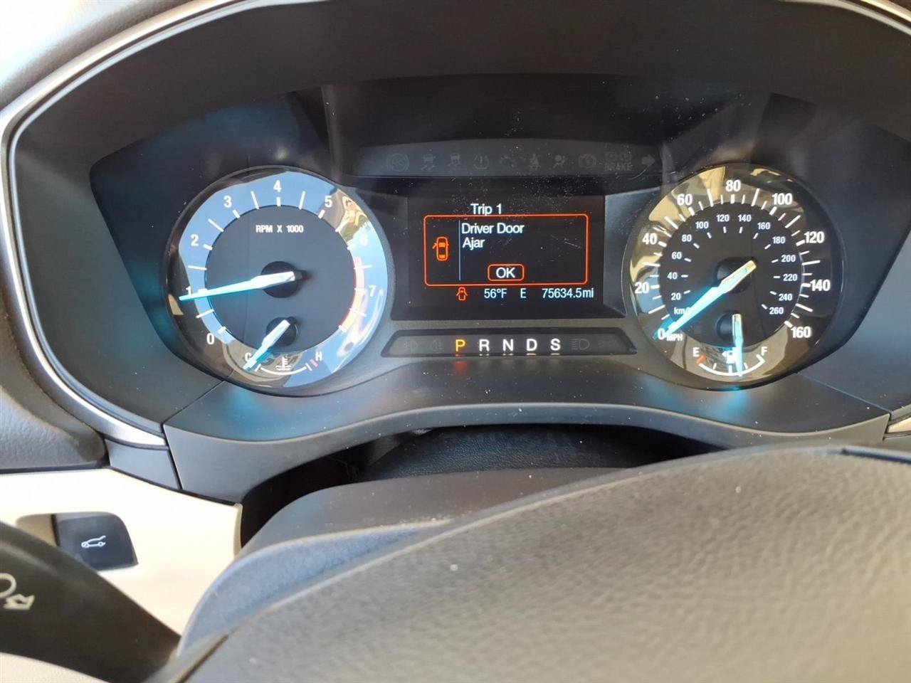 Used 2014 Ford Fusion SE FWD image 14
