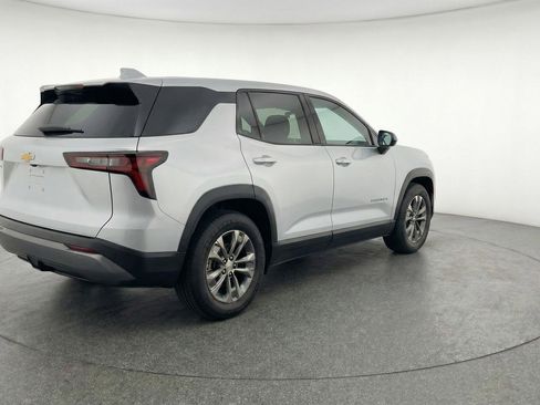 Used 2025 Chevrolet Equinox LT image 9