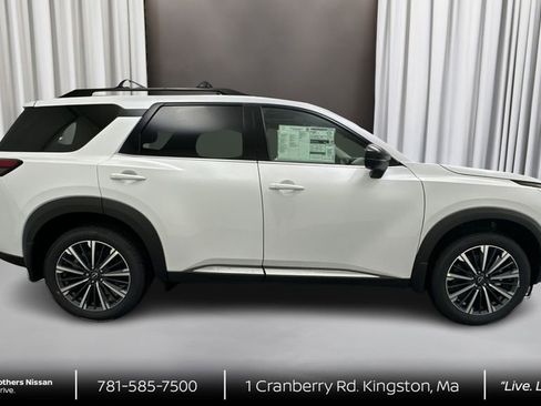 New 2026 Nissan Pathfinder Platinum AWD/4WD image 4