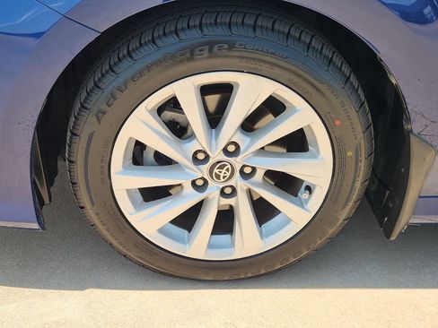 Used 2023 Toyota Camry LE FWD image 14