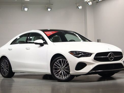 Certified 2025 Mercedes-Benz CLA 250 4MATIC image 2