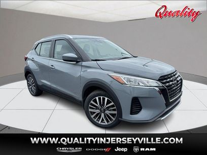 Used 2022 Nissan Kicks SV