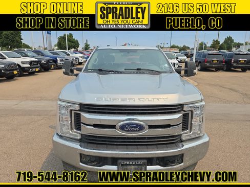 Used 2019 Ford F250 XLT AWD/4WD image 2