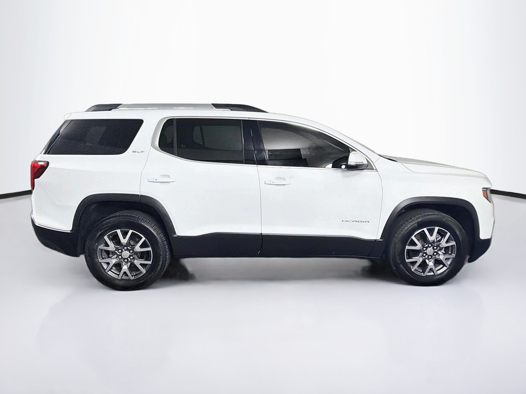 Used 2023 GMC Acadia SLT AWD/4WD image 10