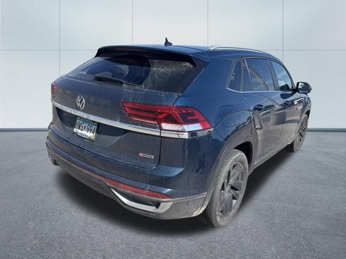 Used 2022 Volkswagen Atlas Cross Sport SE AWD/4WD image 3