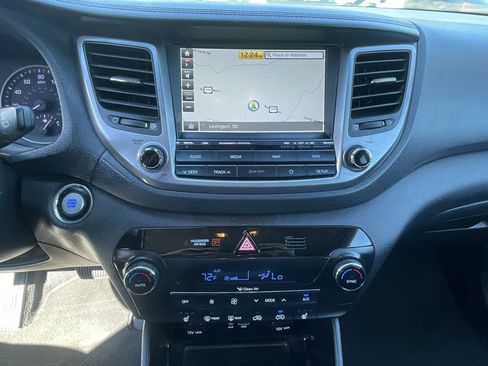 Used 2018 Hyundai Tucson SEL Plus image 16