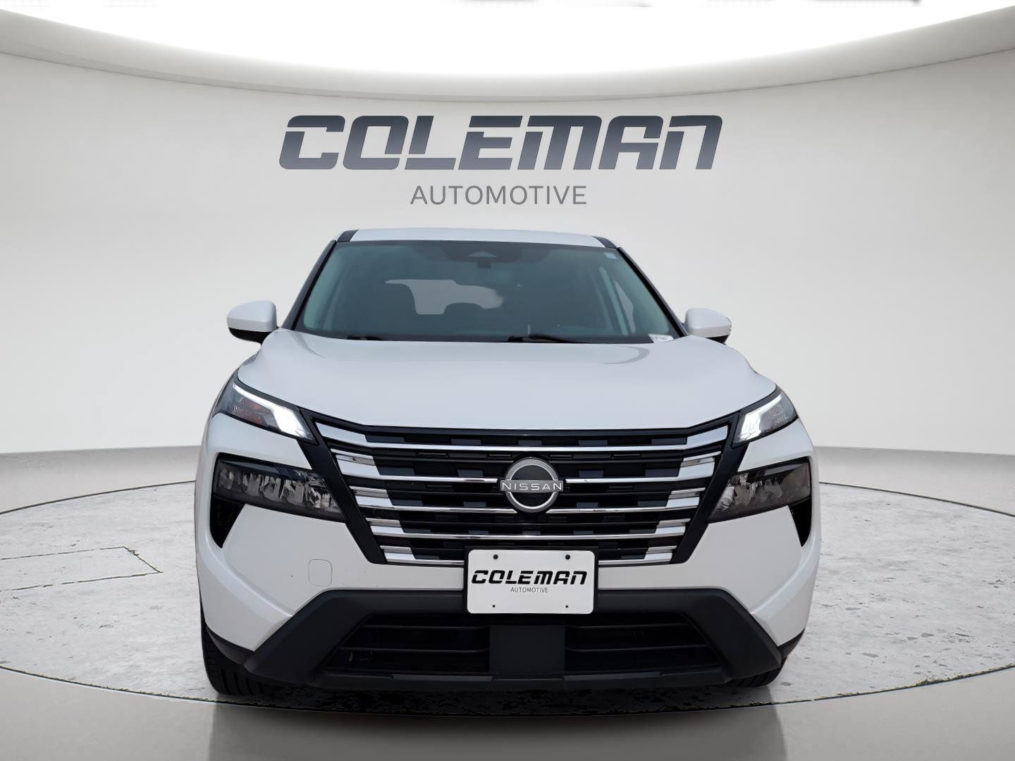 Used 2024 Nissan Rogue SV FWD image 12