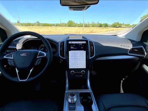 New 2023 Ford Edge SEL w/ Convenience Package image 5