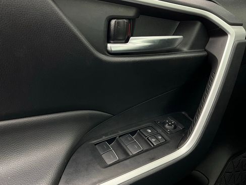 Used 2025 Toyota RAV4 XLE w/ Weather Package image 21