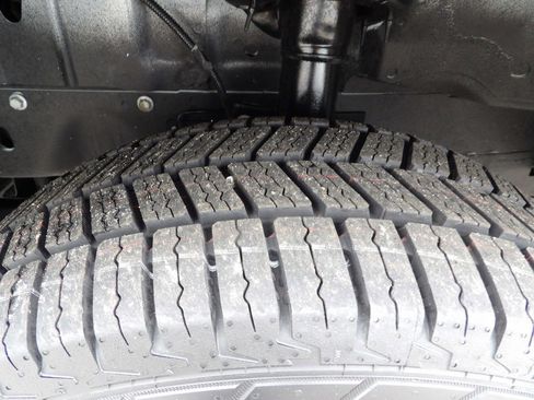 Used 2024 Ford Transit 250 w/ Exterior Upgrade Package image 48