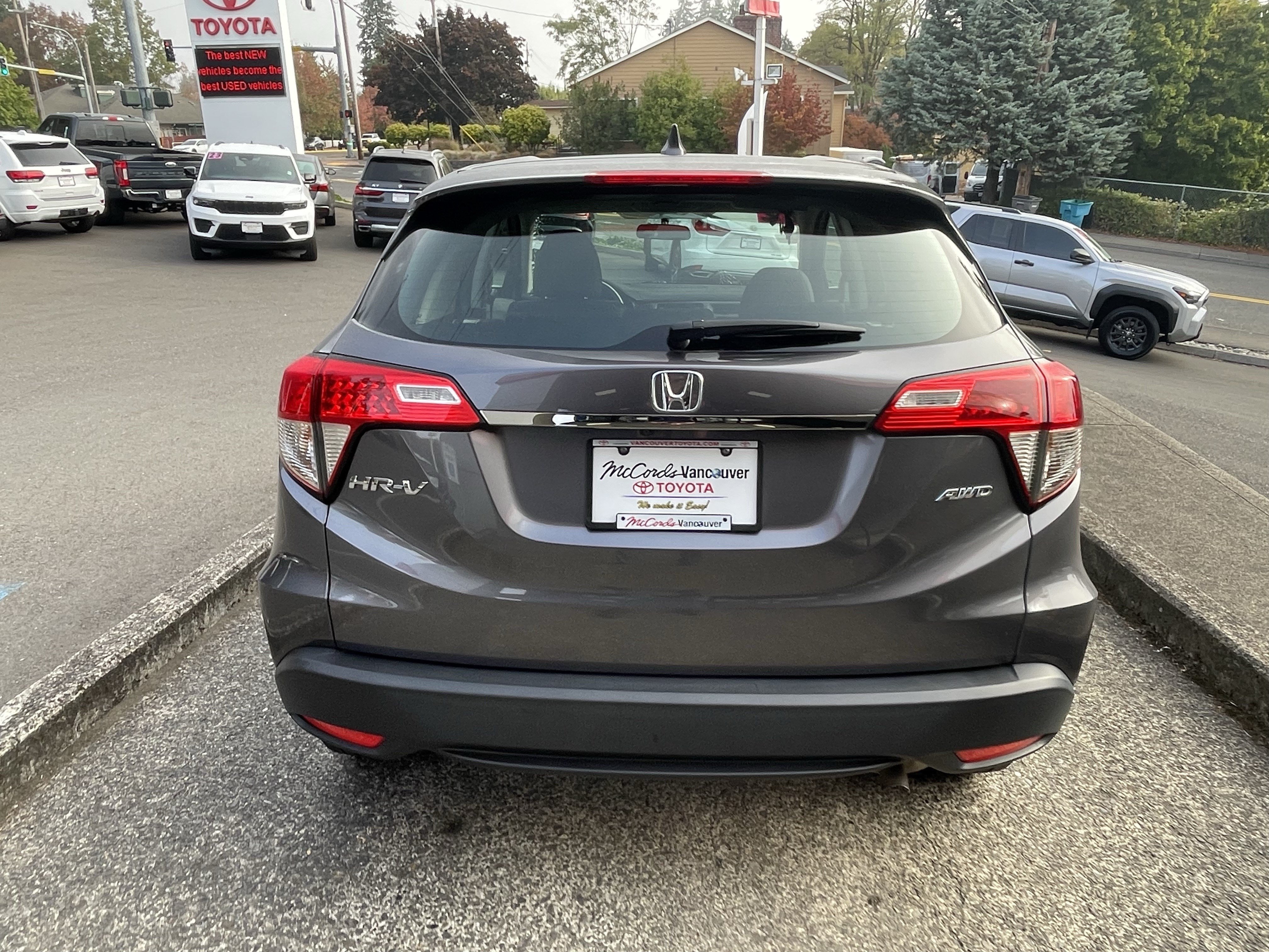 Used 2022 Honda HR-V LX image 6