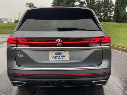 Used 2024 Volkswagen Atlas SE FWD image 4