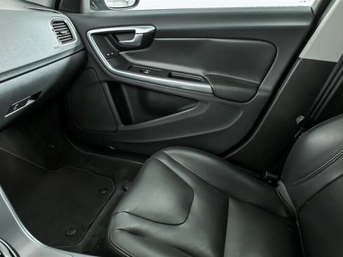 Used 2018 Volvo S60 T5 Inscription FWD image 33