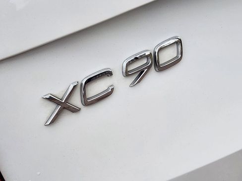 Used 2021 Volvo XC90 T8 Inscription w/ Protection Package Premier image 30