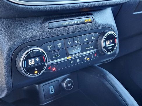 Certified 2020 Ford Escape Titanium image 23