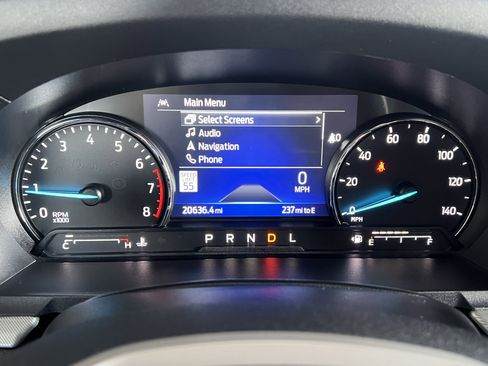 Used 2022 Ford Explorer XLT w/ Equipment Group 202A image 36