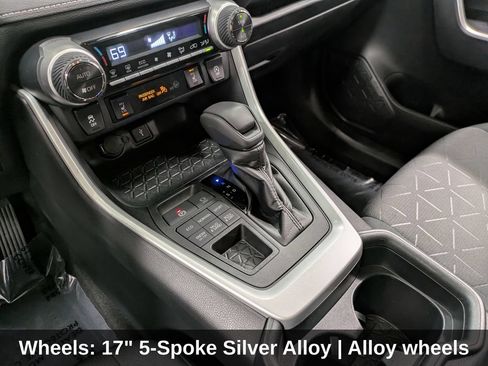 Used 2020 Toyota RAV4 XLE w/ Convenience Package AWD/4WD image 18