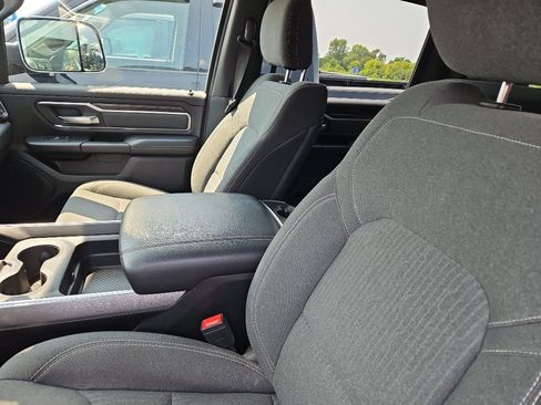 Used 2019 RAM 1500 Big Horn AWD/4WD image 8