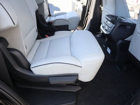 New 2026 Ford Expedition Platinum w/ Platinum Ultimate Package image 16