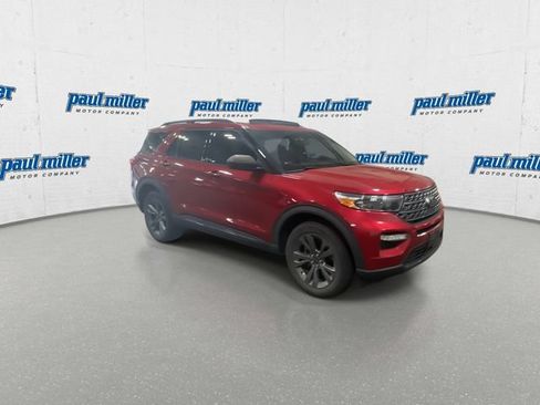 Certified 2021 Ford Explorer XLT w/ Equipment Group 202A AWD/4WD image 13