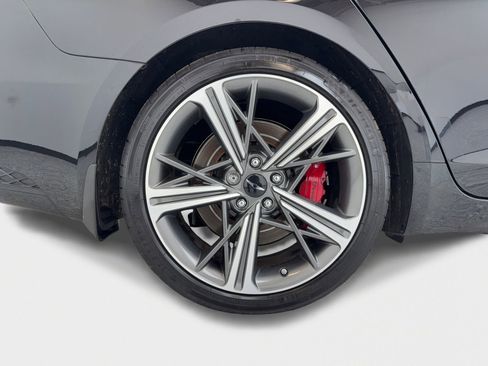 Used 2025 Genesis G70 2.5T w/ Sport Prestige Package image 51