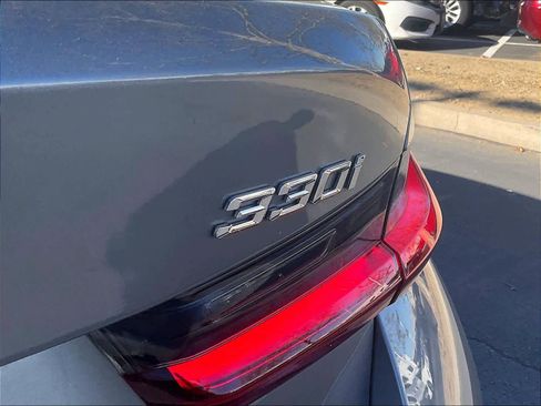 Certified 2025 BMW 330i Sedan w/ Convenience Package image 11