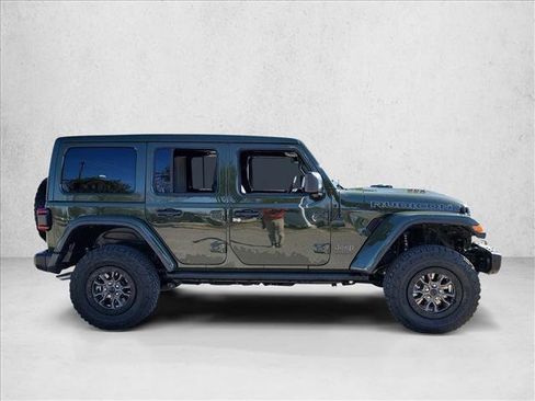 Used 2022 Jeep Wrangler Unlimited Rubicon w/ Trailer Tow Package image 4