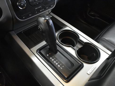 Used 2017 Ford Expedition XLT w/ Equipment Group 201A image 24