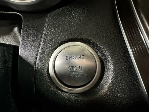 Used 2018 Mercedes-Benz C 300 Cabriolet image 18