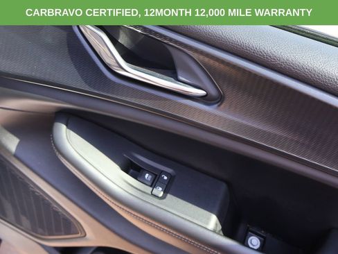 Used 2024 Jeep Grand Cherokee Altitude RWD image 10