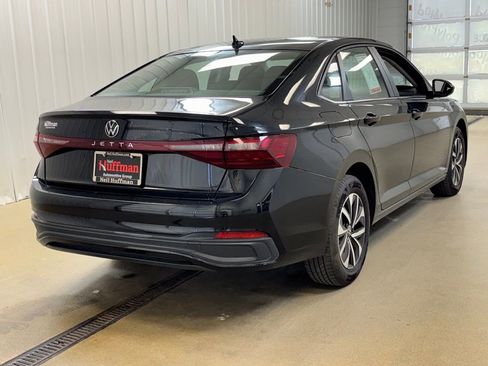 Used 2025 Volkswagen Jetta S FWD image 5