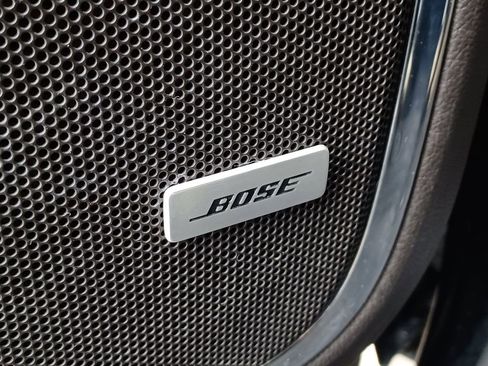 Used 2019 Chevrolet Tahoe LT w/ Luxury Package image 12