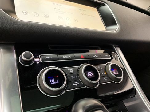 Used 2017 Land Rover Range Rover Sport Supercharged image 16