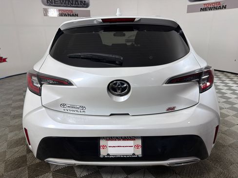 Used 2021 Toyota Corolla SE w/ SE Preferred Package image 4