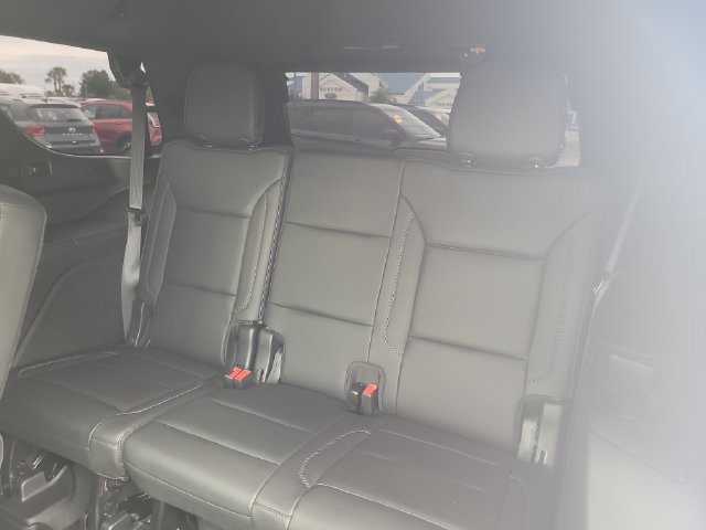Used 2024 GMC Yukon Denali w/ Denali Reserve Package AWD/4WD image 17