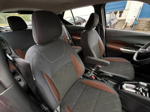 Used 2018 Nissan Kicks SR image 31