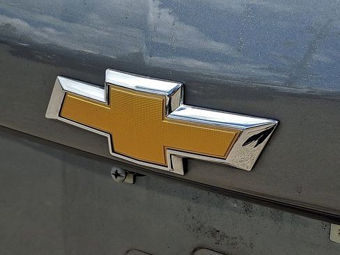 Used 2024 Chevrolet Equinox LT FWD image 29