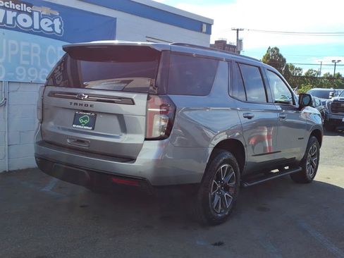 Used 2023 Chevrolet Tahoe Z71 w/ Luxury Package AWD/4WD image 6