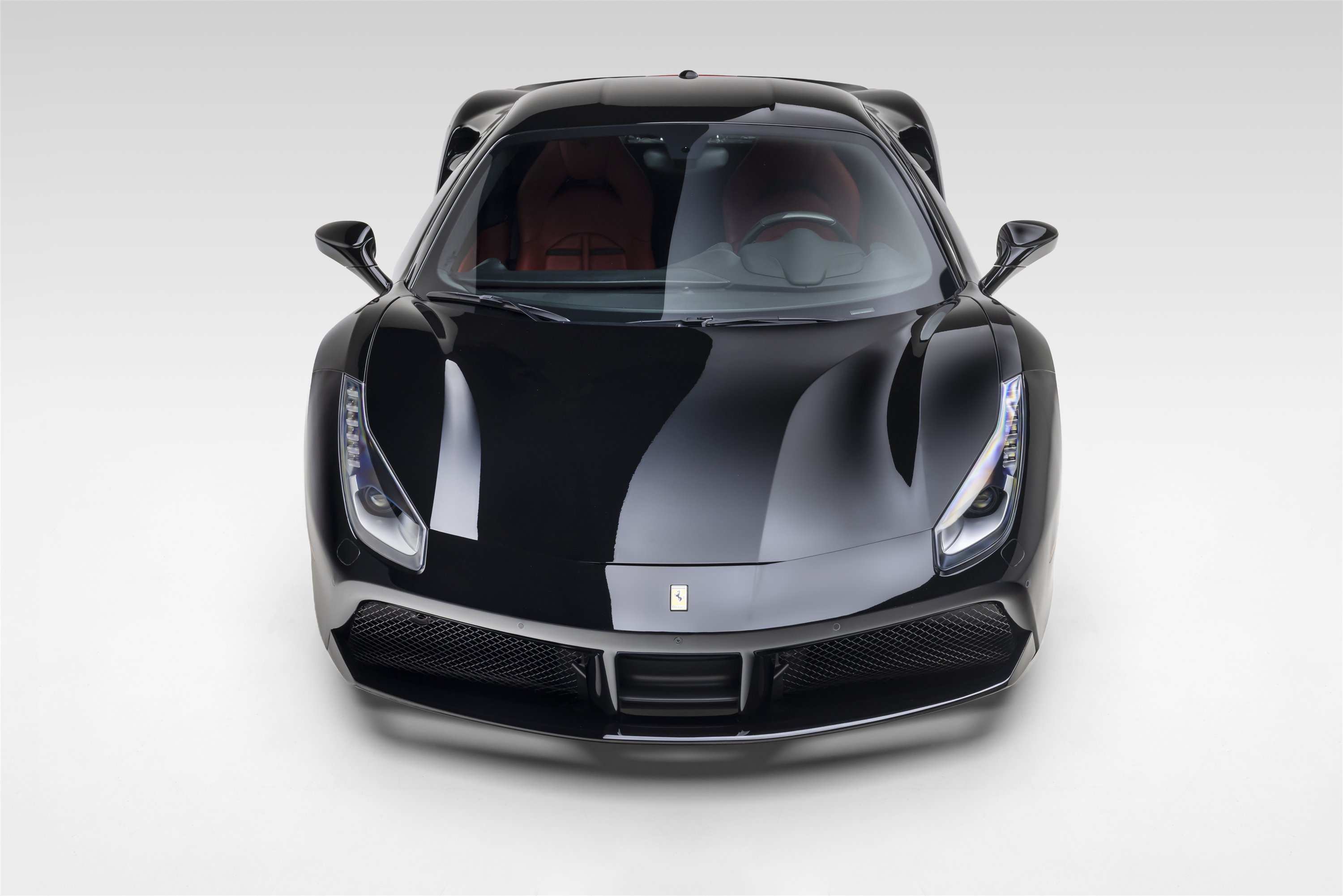 Certified 2018 Ferrari 488 GTB RWD image 7