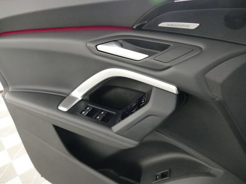 Certified 2025 Audi Q5 Premium Plus w/ Premium Plus AWD/4WD image 13