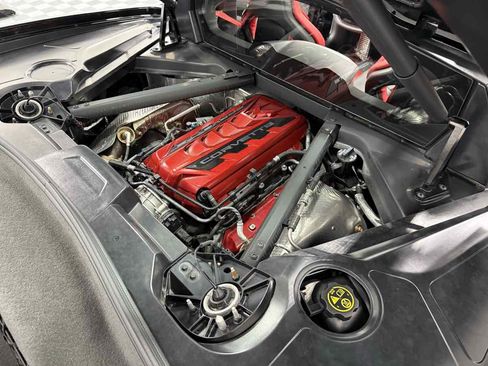 Used 2023 Chevrolet Corvette Stingray Preferred Cpe w/ 2LT image 33