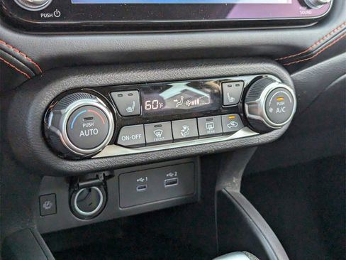 New 2025 Nissan Versa SR w/ Trunk Package image 17