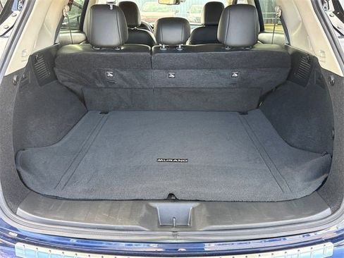 Used 2023 Nissan Murano SV image 12