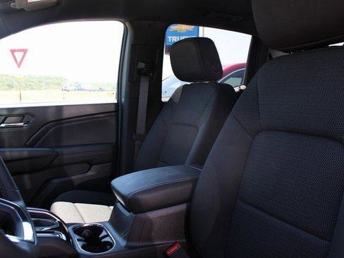 New 2026 GMC Canyon Elevation w/ Convenience Package image 8