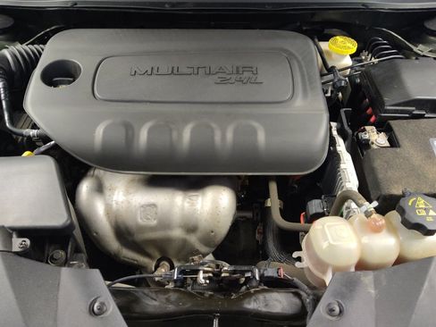 Used 2020 Jeep Cherokee Latitude AWD/4WD image 30