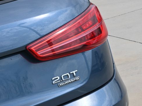 Used 2018 Audi Q3 2.0T Premium w/ Convenience Package image 11