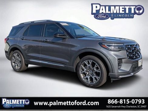 Used 2025 Ford Explorer Platinum w/ Ultimate Package AWD/4WD image 1