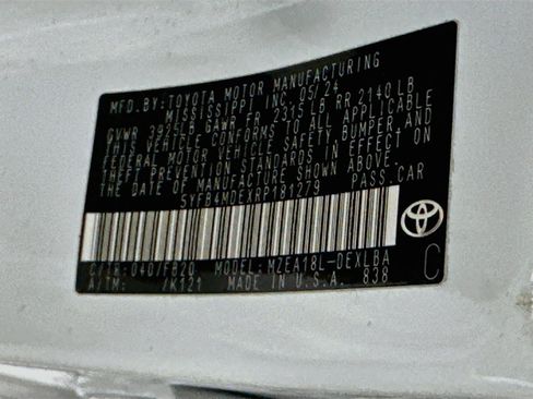 Used 2024 Toyota Corolla LE FWD image 12