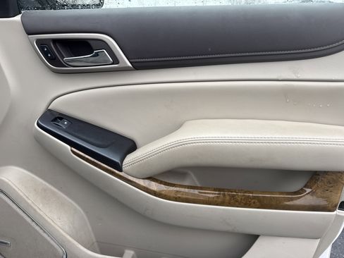 Used 2017 GMC Yukon XL Denali w/ Open Road Package image 17